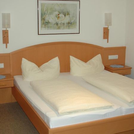 Hotel Garni Jennewein Mayrhofen Rom bilde