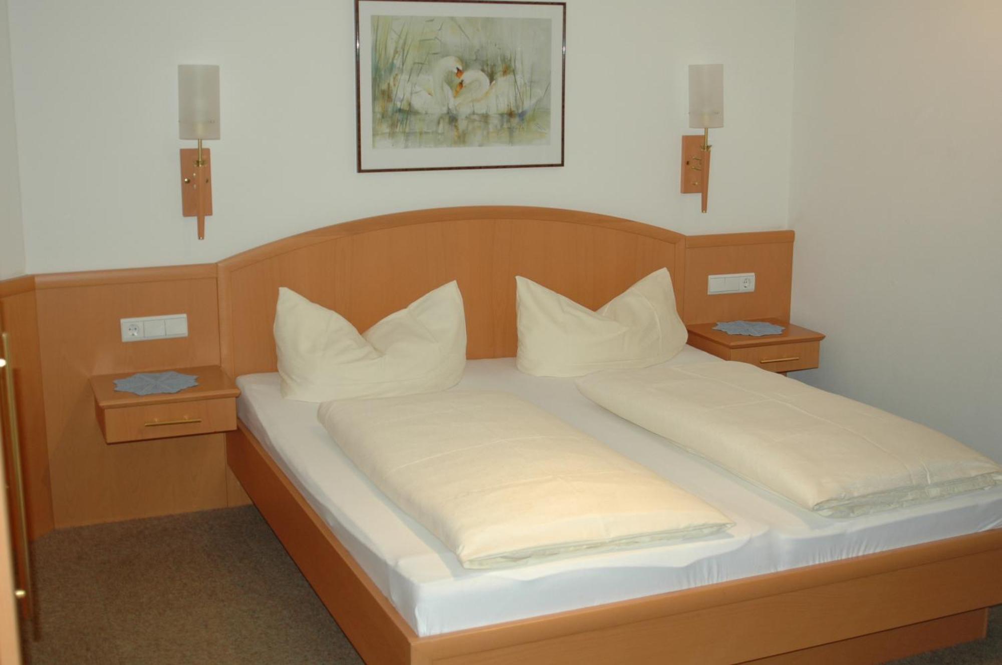 Hotel Garni Jennewein Mayrhofen Rom bilde
